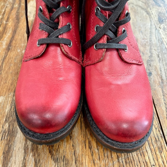 Frye Ombré Red Lace-Up Leather Boots - Picture 6 of 10